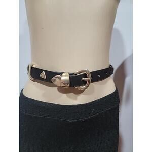 Gianni Versace Vintage Women's Belt Gold Black Made In Italy 5 Holes, 23"-27"